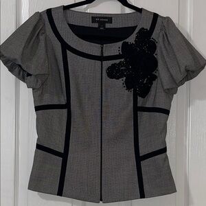 Gorgeous ❤️ St. John Blouse with Floral Detail. Wool with silk lining.